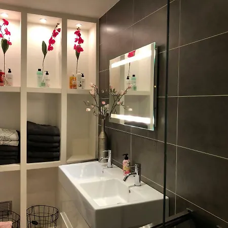 Sabri Homes * Amsterdam